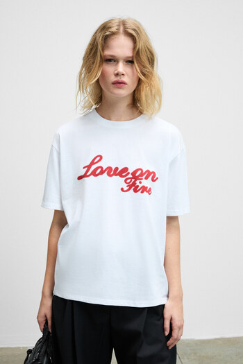 GRIMELANGE Lusuta Women's Soft and Flexible Fabric Printed Detail Crew Neck White T-Shirt