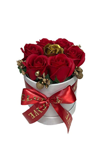 velve Floral arrangement with seven soap roses and gold stamens, in a white round box, Red