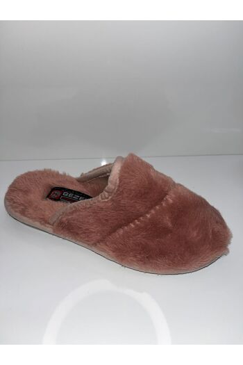 GEZER Women's Winter Comfortable Sole Indoor Slippers