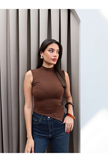 ESRAHELVACI Half Turtleneck Tank Top