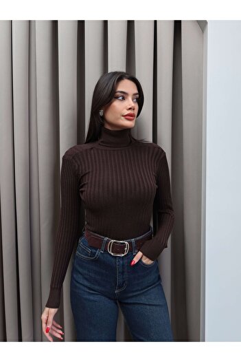 ESRAHELVACI Ribbed Turtleneck Sweater