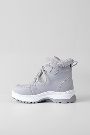 Vicco Girl's Fur-Lined Starry Boots