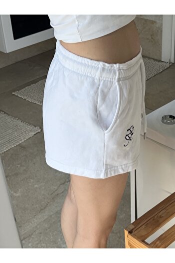 Ceyceygiyim Beyaz mini şort