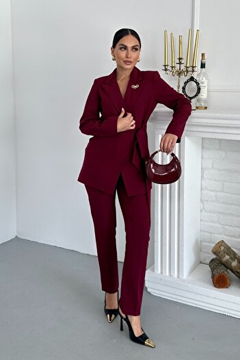 spirituel Women's Two-Piece Top and Bottom Set Stylish Belted Draped Brooch Detail Blazer Jacket Flared Leg Pants Set