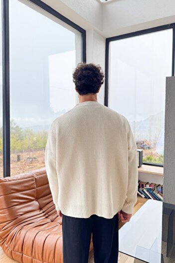 Flaw Wear Button Detail Oversize Knit Cardigan