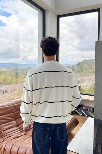 Flaw Wear Striped knit sweater