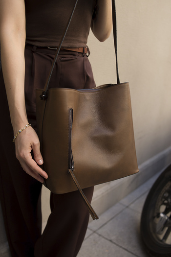 volk 100% Genuine Leather Shoulder Bag