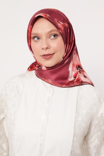 Levidor Fuchsia Lotus Flower Twill Silk Scarf