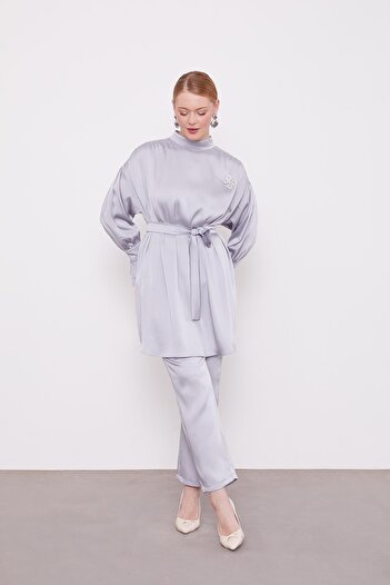 Levidor Gray Sleeve Ruffle Detailed Double Suit