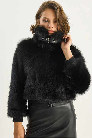 Bianco Lucci Women's Collar Accessory Detailed Zippered Sleeves Ribbed Faux Fur Jacket 2754 60281114