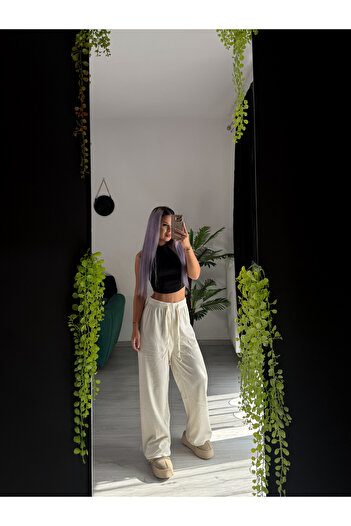 by SLA boutique Loose pants with elastic waist, adjustable drawstring, casual