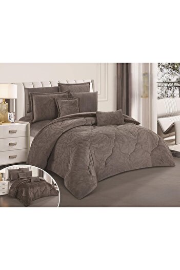 SNOOZYL Luxurious winter king size bedspread, embroidered with soft velvet and fur to keep you warm