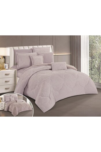SNOOZYL Luxurious winter king size bedspread, embroidered with soft velvet and fur to keep you warm