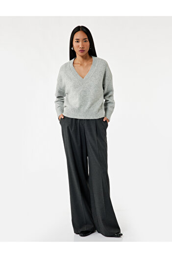 Koton Long Sleeve V-Neck Knitwear Sweater