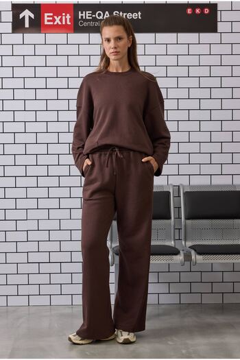 HEQA Ribbed Relaxed Fit Trousers Bitter Brown