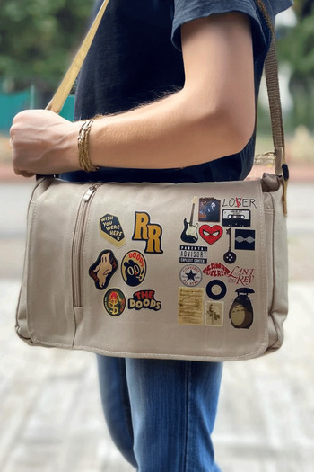 Karakedi Beige Patch Collage Y2K Messenger Bag