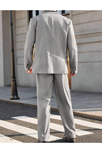 SHEIN MANFINITY suit, gray