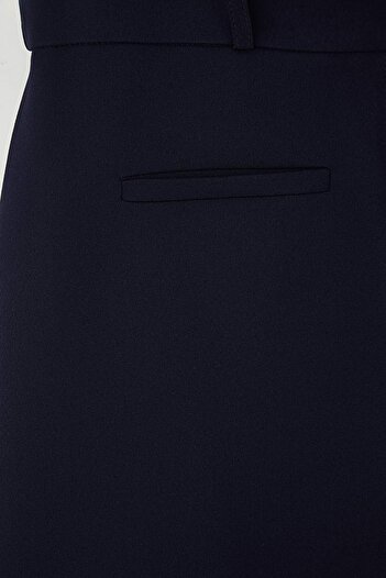 Trendyol Curve Navy Blue Contrast Belt Detailed Mini Woven Plus Size Skirt Tbbaw26Az00006