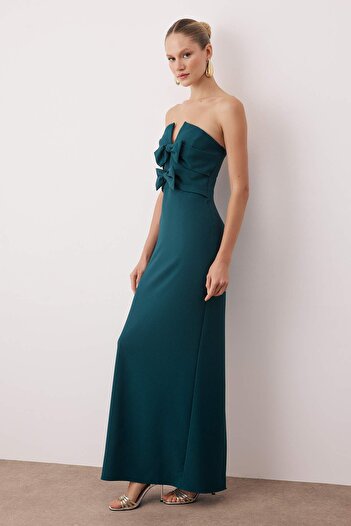 Trendyol Collection Βραδινό φόρεμα αποφοίτησης με φιόγκο χωρίς στράπλες, υφαντό μάξι, κομψό βραδινό φόρεμα αποφοίτησης TPRSS24AE00073