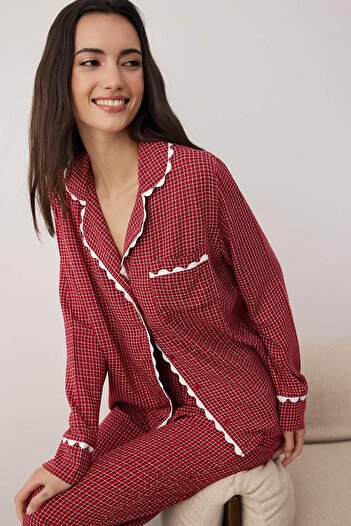 Trendyol Collection Set de pijamale din țesătură Shally în carouri / carouri burgundy THMAW26PT00100
