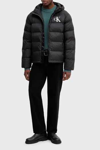 Calvin Klein Erkek Normal Kalıp Dik Yaka Monogram Aplikeli Şişme Mont - Siyah