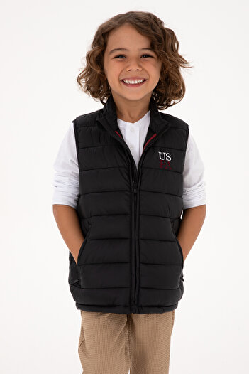 U.S. Polo Assn. Boy's Black Vest 50312103-Vr046