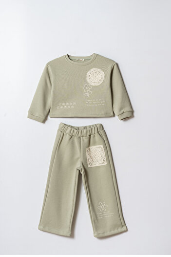 Magu Girls' Cotton Green Lace Detailed Sweatshirt and Sweatpants Two-Piece Set