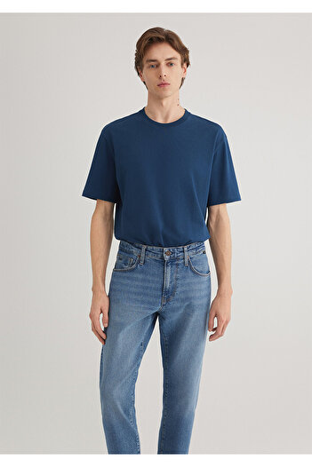 Mavi Marineblaues Basic-T-Shirt mit lockerer Passform / lockerer, entspannter Passform 066249 -89287