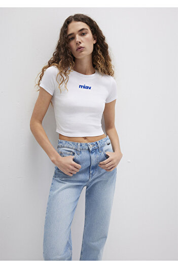 Mavi Weißes Crop-T-Shirt mit Miav-Print, kurz geschnitten 1612453 -620