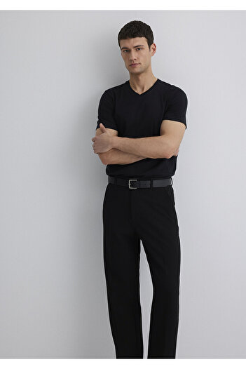 Mavi Czarny T-shirt z dekoltem w serek SlimFit - 065586 -900