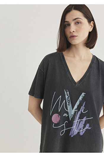 Mavi Bedrucktes graues Istanbul-T-Shirt mit normaler Passform und normalem Schnitt 1601176-900