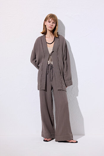 Manuka Muslin Wide Sleeve Kimono Gray