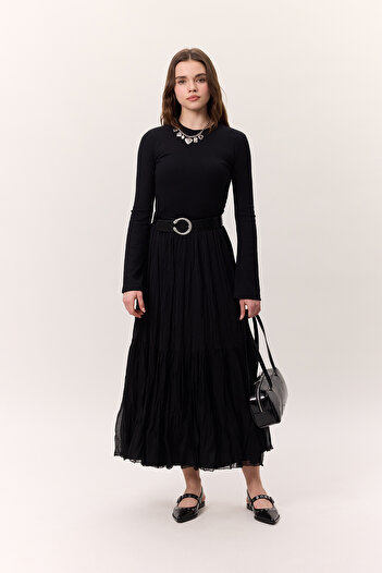 Manuka Long Skirt with Battery (Black)