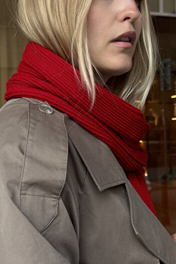 CHUBA Women's Thessaloniki Knitwear Scarf Red 22wk271