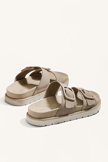 Oysho Buckle split-leather platform sandals