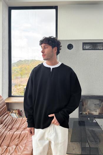 Flaw Wear V-Neck Basic Sweatshirt