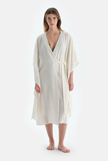 Dagi Ecru Long Kimono
