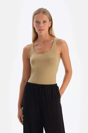Dagi Green U-Neck Deep Tank Top