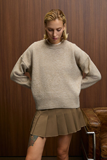 GRIMELANGE Nanna Women's Oversize Fit Loose Fit Round Neck Recycle Knitwear Beige Sweater