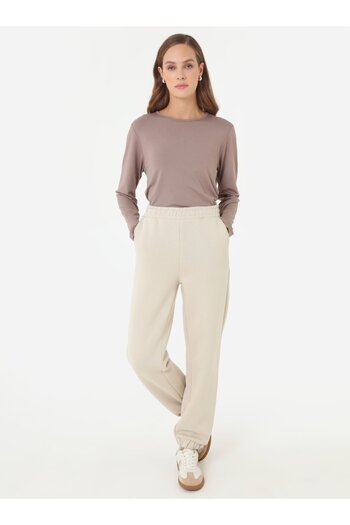 Benin Benin Raster Jogger Pants - Bone Model