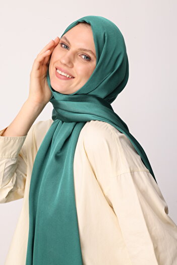 Mooncorn Emerald Diamond Aura Shawl