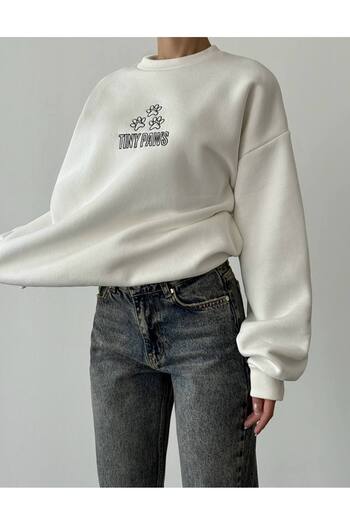 Quzu Φούτερ Oversize με σχέδιο σκύλου και πόδια εκρού