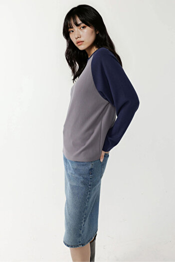 Hiccup Crew Neck Raglan Long Sleeve Waffle Top