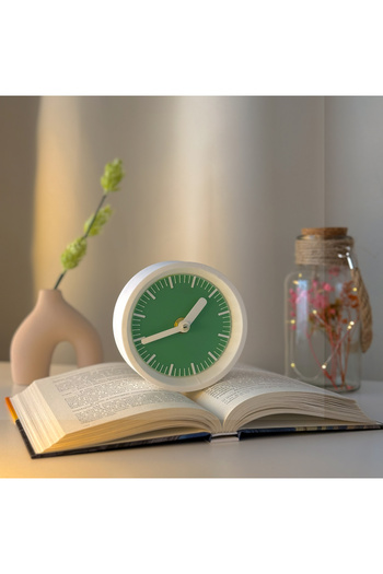 OEM Desk clock, silent, 11 cm, green/white, 3D printed from PLA (Bioplastic) (1027)