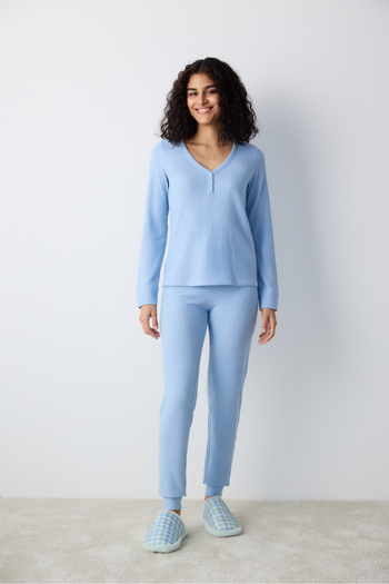 Penti Hellblaues Pyjama-Set mit weicher Hose