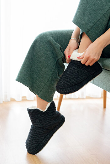 Slipcat Silent Sole Women's Stylish Daily Dowry Slippers Indoor Home Boots