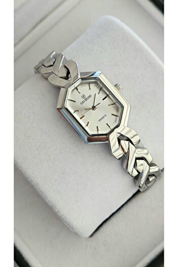 Raymond Rym-213057 Retro Women's Watch - Case Strap Steel and 2 Years Warranty Silver-White
