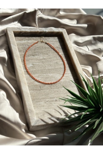 Le'sluette shadow of style Gold Detailed Sand Bead Necklace