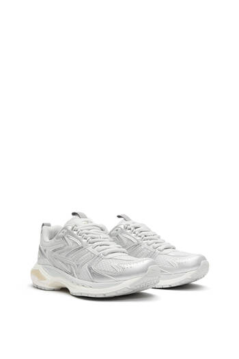 Pull & Bear Sneakers Often 02