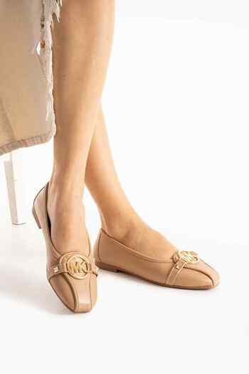TubiBella Beige Women's Ballerinas with Buckle Detail